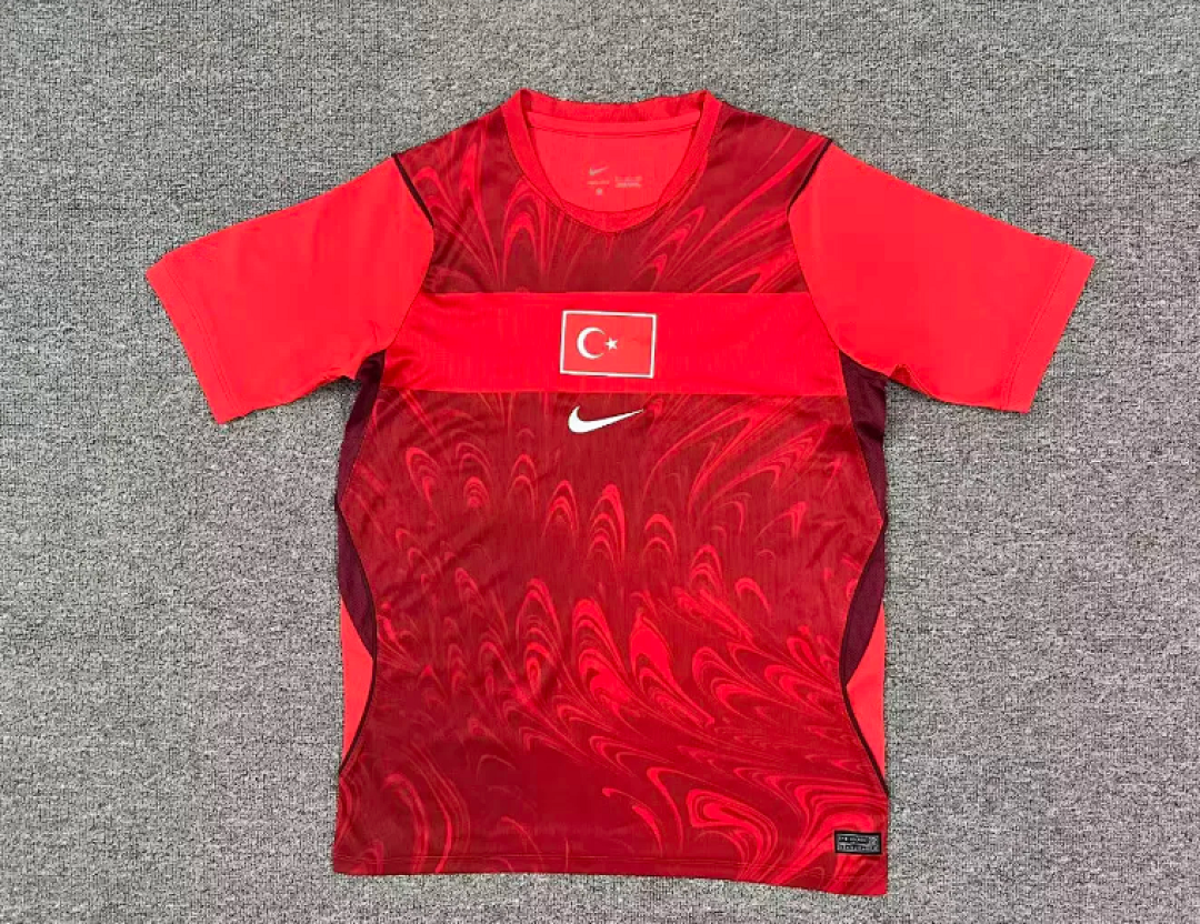 Turkey 2026 World Cup home jersey